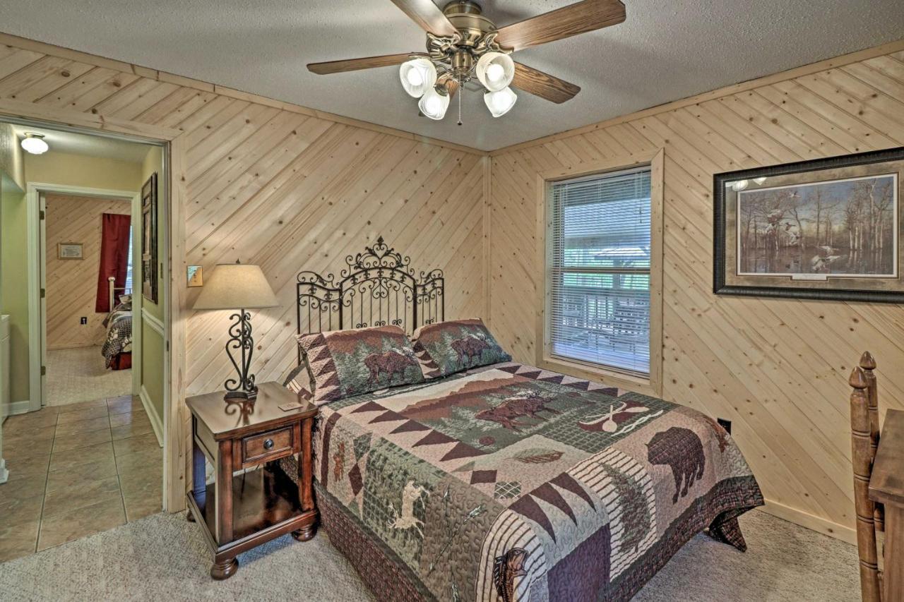 Вилла Secluded Edgemont Getaway With Huge Outdoor Deck! Fairfield Bay Экстерьер фото